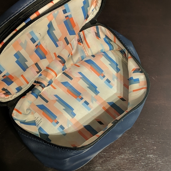 Travel makeup bag - Picture 2 of 4